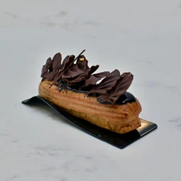Chocolate Éclair